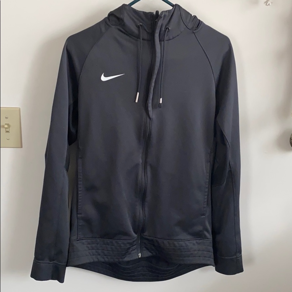 grey nike therma-fit elite jacket. size small!